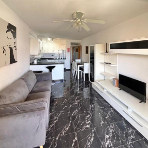 2 Bedroom Apartment In Castle Harbour C205